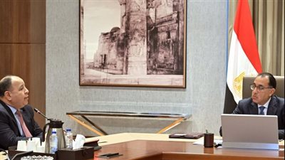 رئيس الوزراء يتابع الموقف التنفيذي لميكنة منظومة المرتبات بنظام 