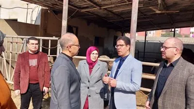 رئيس جامعة بنها يتفقد بدء الفصل الدراسي الثاني بكليات الجامعة