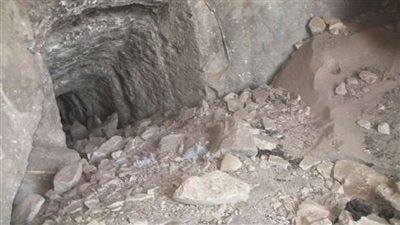 حفرة بعمق 10 أمتار.. التحقيق مع 7 متهمين بالتنقيب عن الأثار داخل عقار فى التبين 