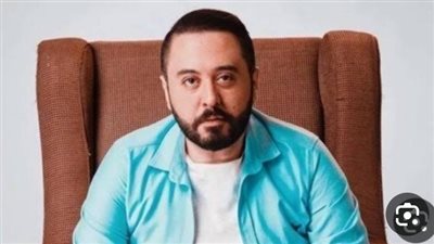 بهذه الطريقة.. عمرو عبد العزيز يحيي ذكرى وفاة علاء ولي الدين 