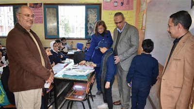 وكيل وزارة التربية والتعليم في سوهاج يتابع انتظام الدراسة بالمدارس 