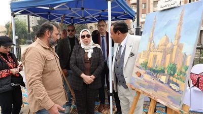 الهيئة الإقليمية لتنشيط السياحة بالشرقية تُنظم ورشة فنية بممشى الزقازيق السياحي