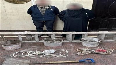 حفرة بعمق 10 متر.. التحقيق مع مالك مطبعة وسيدة بتهمة التنقيب عن الآثار بالجمالية