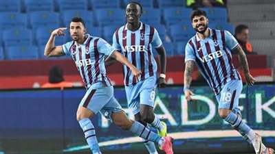 تريزيجيه يقود طرابزون سبور للفوز على هاتاي سبور بالدوري التركي