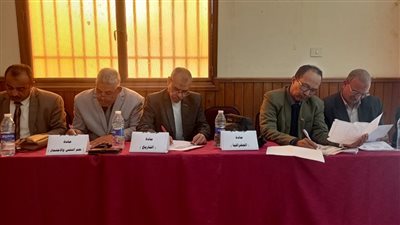 مدرسة قفط تفوز بتصفيات أوائل طلاب الثانوية في قنا