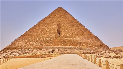 عاجل.. اللجنة العلمية ترفض تنفيذ مشروع هرم منكاورع 