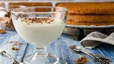 رحلة طهي المهلبية: تاريخها وتقاليدها الشهية في عالم الحلويات الشرقية