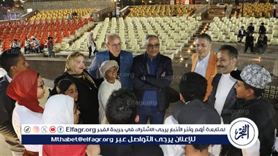 رئيس هيئة قصور الثقافة يتفقد ورش أسبوع 