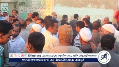 تشييع جثمان ربة منزل عُثر عليها غارقة بعد 3 أيام من اختفائها ببني سويف 