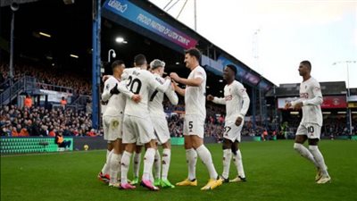 مانشستر يونايتد يفوز أمام لوتون تاون بثتائية في الدوري الإنجليزي