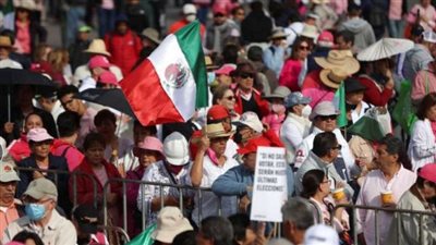 المكسيكيون ينظمون احتجاجات لحماية الديموقراطية قبل الانتخابات