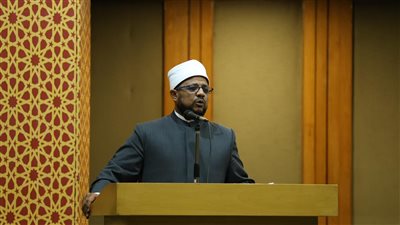 عميد كلية الدعوة الإسلامية بجامعة الأزهر: 