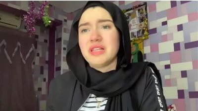 بعد الإفراج عنها.. ما قصة فتاة 