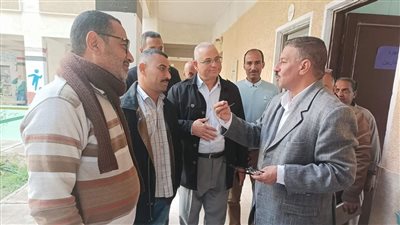 مدير عام تعليم نجع حمادي يتابع سير الدراسة بمدارس الألومنيوم