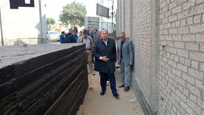 نائب محافظ الجيزة يوجه بسرعة الانتهاء من المشروعات الجاري تنفيذها بأبو النمرس