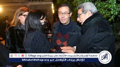 محمود سعد يؤدي واجب العزاء في والدة ساندرا نشأت