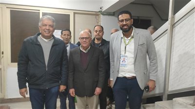 محافظ بورسعيد يدلي بصوته فى مقر نقابة المهندسين لانتخابات التجديد النصفي للنقابة الفرعية