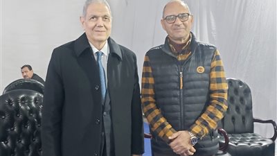 الدكتور مصطفى مدكور يدلى بصوته فى انتخابات التجديد النصفي للمهندسين