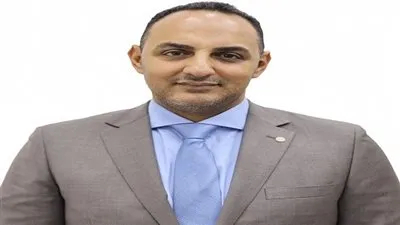 عاجل| قرار تعويم الجنيه على الأبواب.. محلل اقتصادي يوضح