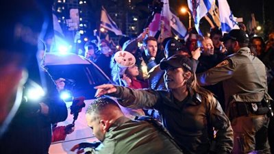 الشرطة الإسرائيلية تعتقل عددا من المتظاهرين ضد حكومة نتنياهو