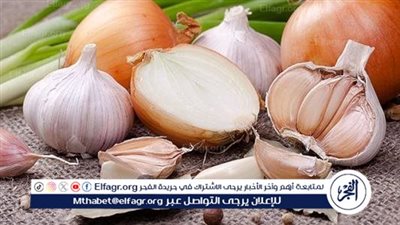 فوائد مذهلة لتناول فص ثوم واحد كل ليلة 