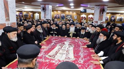 الأنبا إسحق يترأس اجتماع كهنة إيبارشية طما