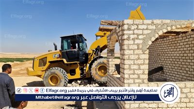 إزالة 22 حالة تعدي واسترداد 1893 متر مربع مباني و150 فدان زراعة بمركزي أسيوط ومنفلوط