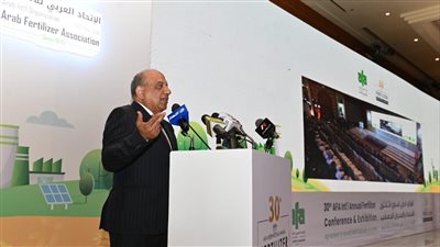  وزير قطاع الأعمال: إجمالي الإنتاج المصري من الأسمدة في عام 2023 بلغ ما يقرب من 8 ملايين طن نيتروجينية