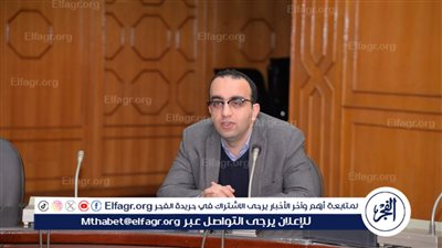 نائب محافظ الإسماعيلية يناقش تنفيذ إنارة طريق السويس الصحراوي