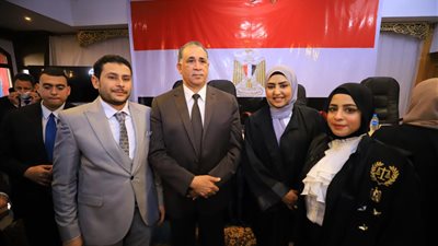 نقيب المحامين يترأس جلسة حلف اليمين القانونية.. ويوجه نصائح مهمة للأعضاء الجدد