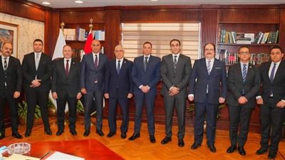 النائب العام يستقبل رئيس الاستئناف لعرض الكشوف ربع السنوية بدائرة نيابته 