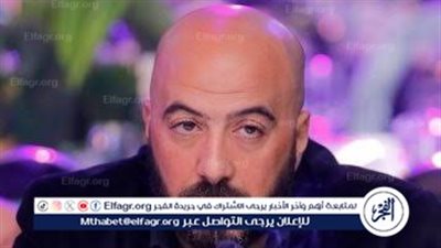 انهيار مجدي الهواري أثناء عزاء شقيقته 