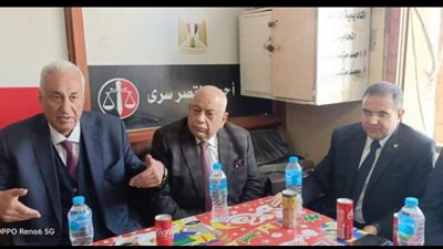 سامح عاشور لمحامين طنطا: منح دراسية للمحامين المتميزين 