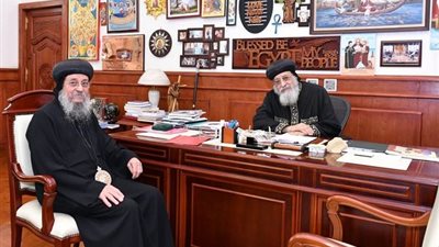 البابا تواضروس الثانى يستقبل عددًا من الآباء الأساقفة