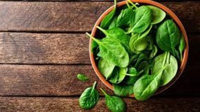  فوائد السبانخ: الخضار الورقية الغنية بالعناصر الغذائية
