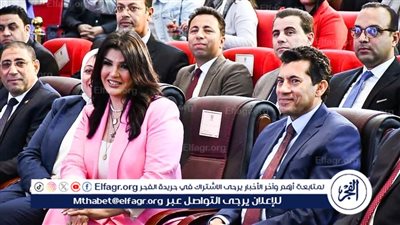 منى الشاذلي سفيرة إبداع شباب الجامعات (صور)