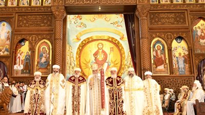البابا تواضروس يترأس قداس سيامة أسقفين بالكاتدرائية المرقسية بالعباسية