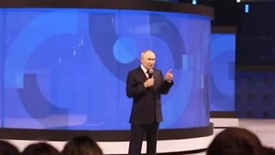 بحضور بوتين.. مهرجان الشباب العالمي يختتم فعالياته بمدينة سوتشي الروسية