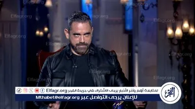 أمير كرارة ينهار من البكاء بسبب صورة لوالده بـ 