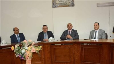 المنشاوي: توزيع أعداد الأميين بمحافظة أسيوط على الكليات المعنية طبقا لأعداد طلاب كل كلية