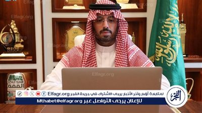 محافظ جدة يشارك رجال الأمن وجبة الإفطار في الميدان 