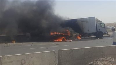 “العربيات ولعت”.. حادث تصادم مروع بطريق الدائري الأوسطي (صور)