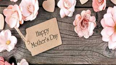 موعد واحتفالات عيد الأم حول العالم