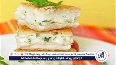 لا يلزم إضافة اللحم.. إليك سيدتي طريقة عمل الرقاق بمكونات الجبن والزيتون والفلفل