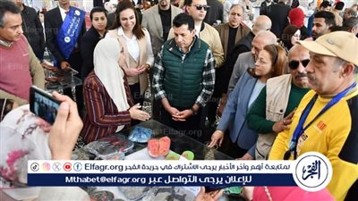 وزير الرياضة يفتتح مشروعات جديدة بمركز شباب الحرية في دمنهور (فيديو وصور)