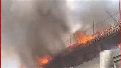 تحقيقات موسعة في اندلاع حريق مجمع البنوك بالتجمع