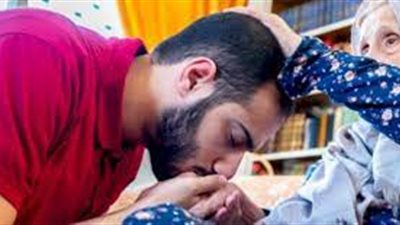 ما هو فضل الأم في القرآن الكريم؟