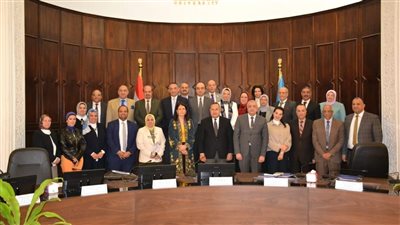 رئيس جامعة الإسكندرية يستقبل وفد هيئة الفولبرايت لبحث سبل التعاون بين الجانبين