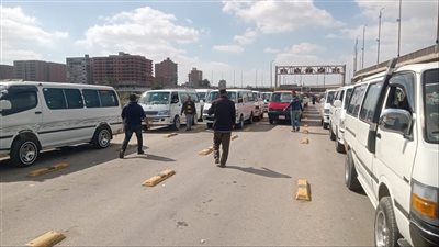 غرامات فورية ورادعة للمخالفين..حملات مكثفة للرقابة على المواقف ومحطات الوقود للتأكد من الالتزام بالتعريفة الجديدة بالجيزة