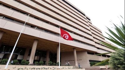 المركزي التونسي يبقي سعر الفائدة الرئيسي دون تغيير عند 8%